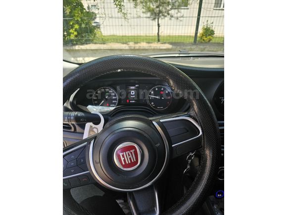 Sahibinden Fiat Egea 1.4 Fire Easy 2021 Model  120.000 km Beyaz
