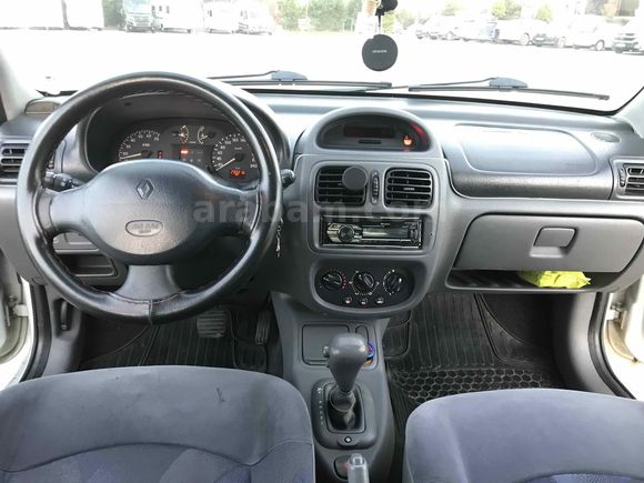 Sahibinden Renault Clio 1.6 RTE 2000 Model  298.000 km Gri