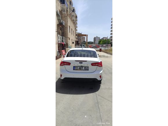ÖĞRETMENDEN ACİL SATILIK.....Sahibinden Ford Focus 1.5 EcoBlue Titanium Stil 2023 Model Mardin 48.000 km Beyaz