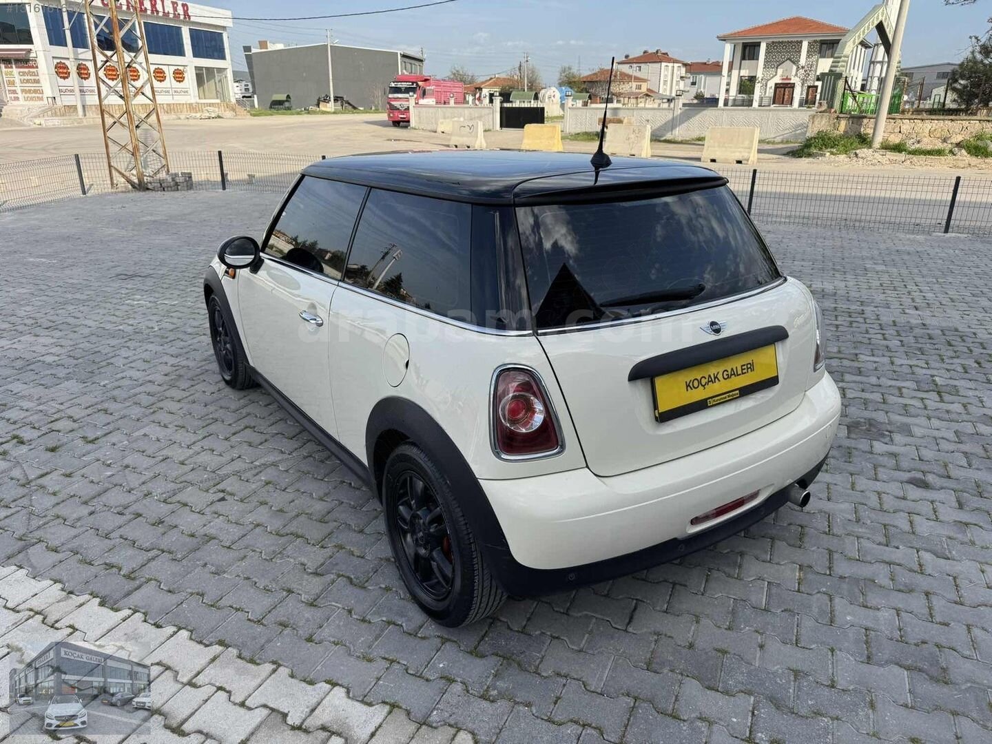 HATASIZ-2012 MİNİ ONE 1.6 OTOMATİK VİTES 7