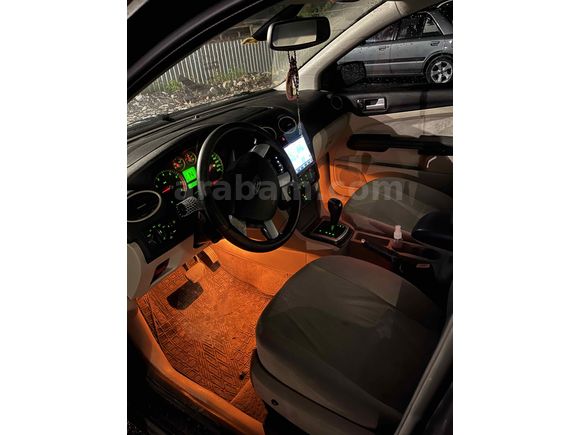 Sahibinden Ford Focus 1.6 Ghia 2006 Model  232.000 km Siyah