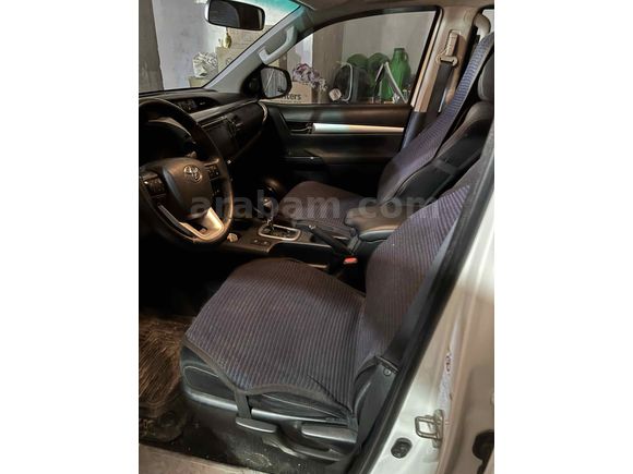 Sahibinden Toyota Hilux 2.8 D-4D 2015 Model 