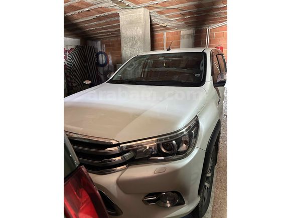 Sahibinden Toyota Hilux 2.8 D-4D 2015 Model 