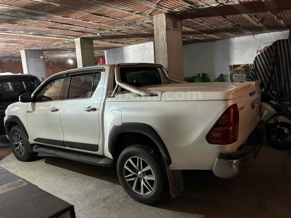 Sahibinden Toyota Hilux 2.8 D-4D 2015 Model 