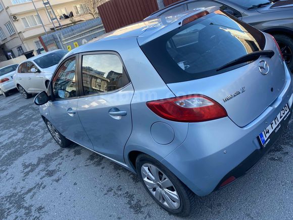 Sahibinden Mazda 2, temiz araba  