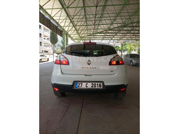 Sahibinden Renault Megane 1.5 dCi Touch Plus 2015 Model