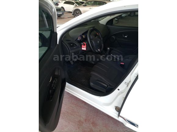 Sahibinden Renault Megane 1.5 dCi Touch Plus 2015 Model
