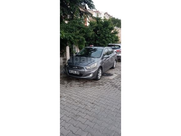 Sahibinden Hyundai Accent Blue 1.4 D-CVVT Mode Plus 2014 Model