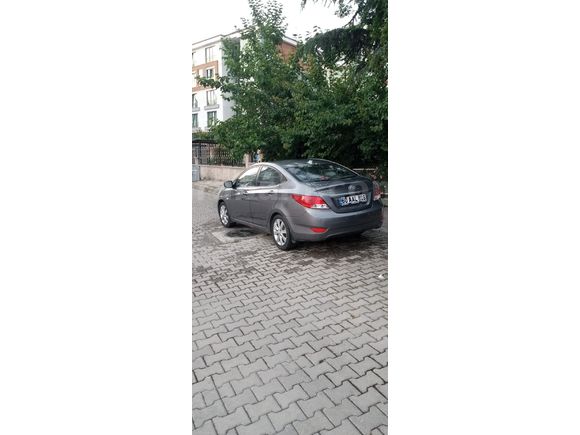 Sahibinden Hyundai Accent Blue 1.4 D-CVVT Mode Plus 2014 Model