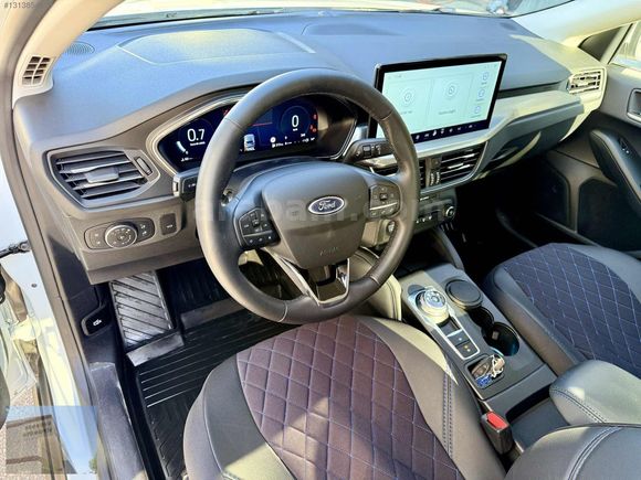 ANADOLU OTOMOTİV SIFIR AYARINDA BOYASIZ İLK ELDEN FOCUS TİTANİUM