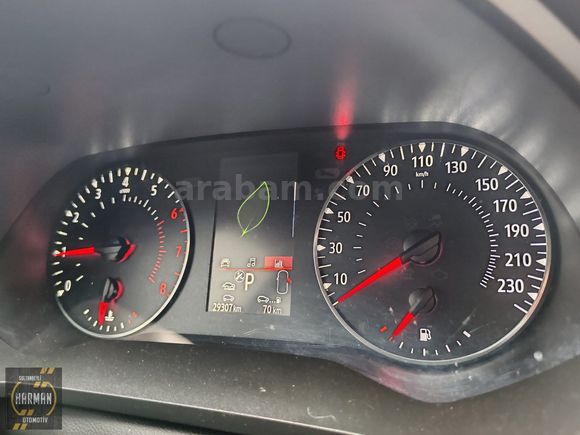 2023 RENAULT CAPTUR 1.3 TCE HYBRİD EDC TOUCH PLUS KIRMIZI *29 KM