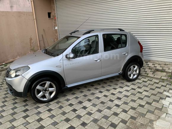 Sahibinden Dacia Sandero 1.6 Stepway 2011 Model İstanbul
