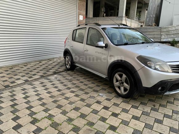 Sahibinden Dacia Sandero 1.6 Stepway 2011 Model İstanbul