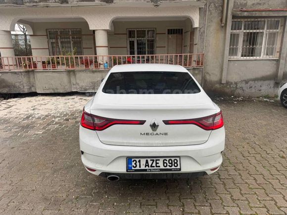 Sahibinden Renault Megane 1.5 Blue DCI Touch 2020 Model 