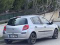 Öztürk Motors 2006 Dizel Hb Clio Ekranlı İç Krem Emsalsiz