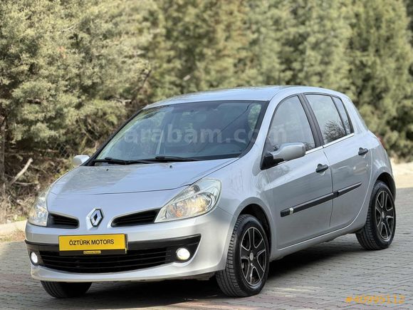 Öztürk Motors 2006 Dizel Hb Clio Ekranlı İç Krem Emsalsiz