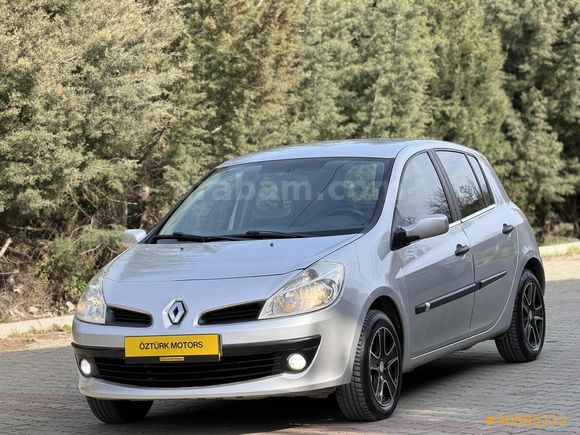 Öztürk Motors 2006 Dizel Hb Clio Ekranlı İç Krem Emsalsiz