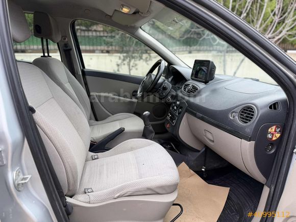 Öztürk Motors 2006 Dizel Hb Clio Ekranlı İç Krem Emsalsiz