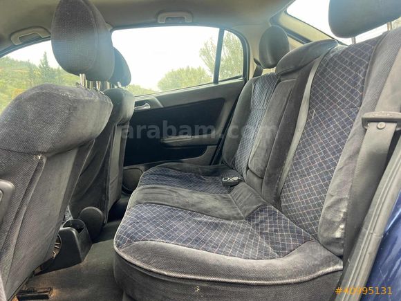 TEMİZ DÜŞÜK KM MASRAFSIZ 1.6CD
