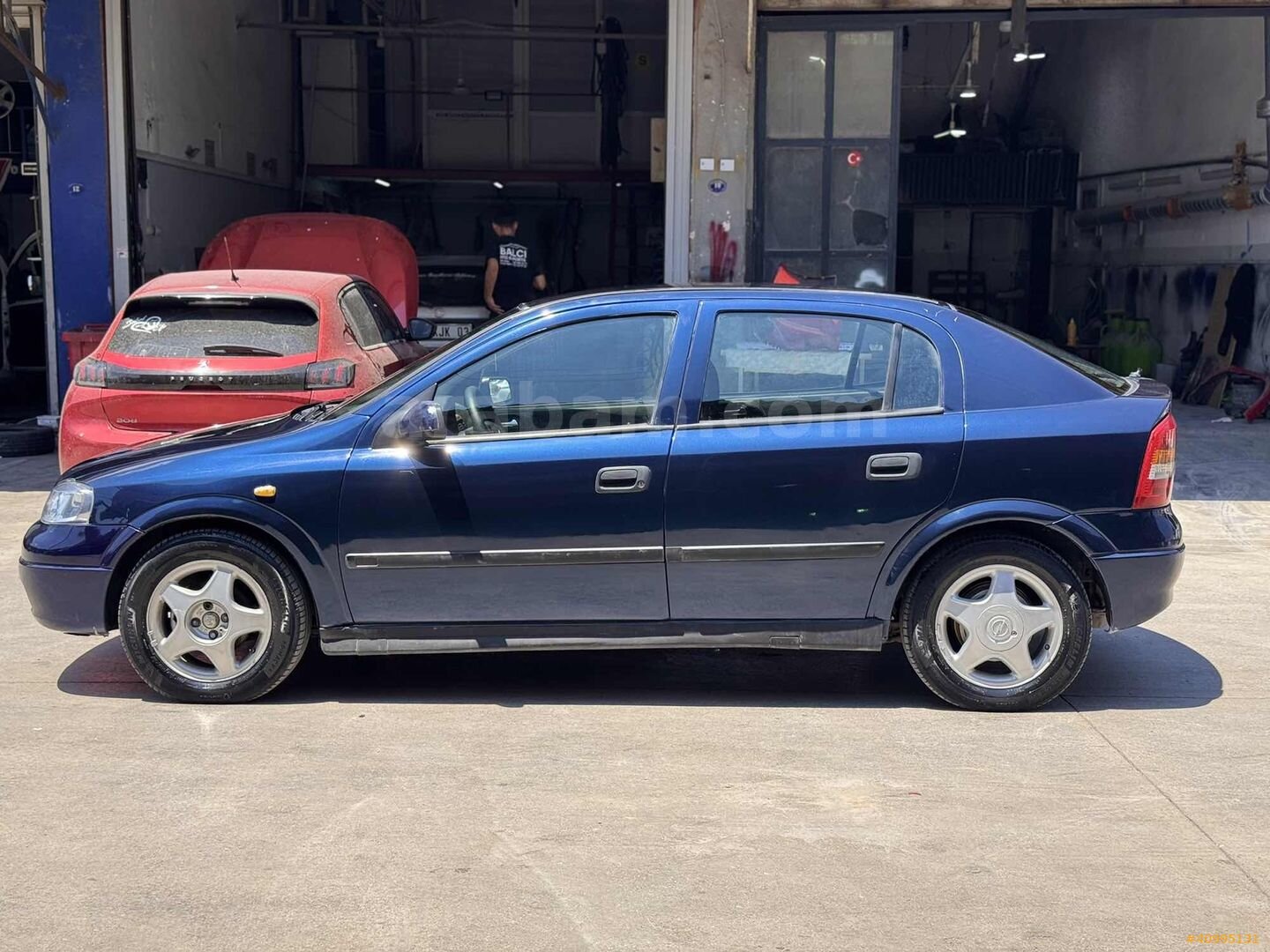 Galeriden Opel Astra 1.6 CD 2000 Model İzmir 225.000 km Lacivert 5