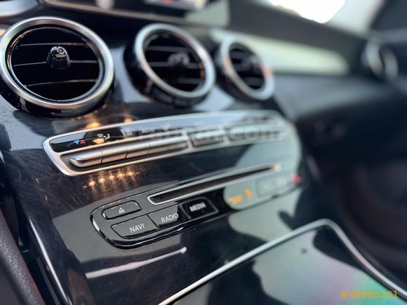 Öztürk Motors 2016 C200 D Hatasız 151 Binde C63 Görünüm