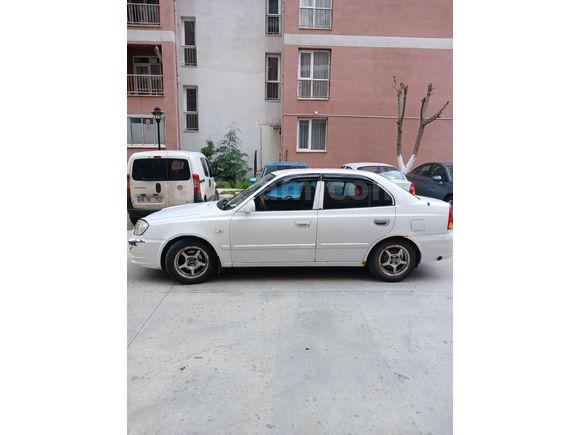 Sahibinden Hyundai Accent 1.6 Admire 2004 Model