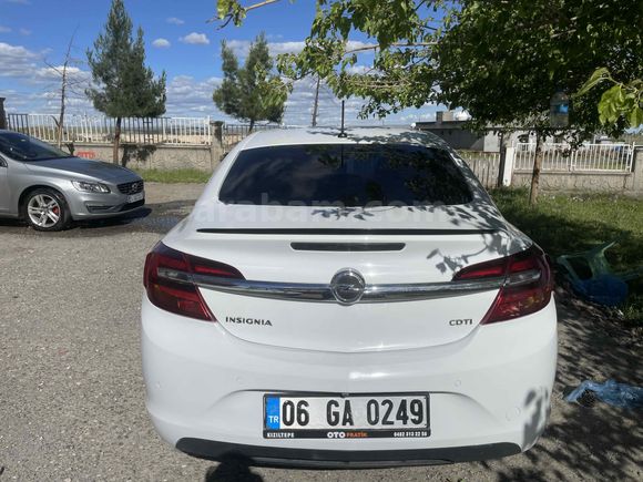 Sahibinden Opel Insignia 2.0 CDTI Edition Elegance 2013 Model 