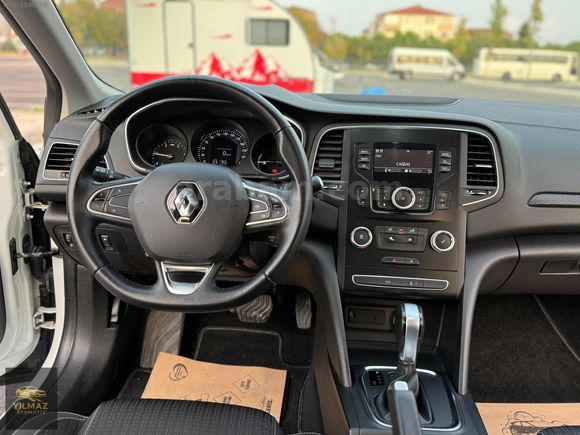 TAKAS OLUR YILMAZ'DAN DÜŞÜK KM DEĞİŞENSİZ TOUCH MEGAN