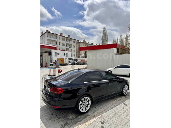 Sahibinden Volkswagen Jetta 1.2 TSi Highline 2013 Model 