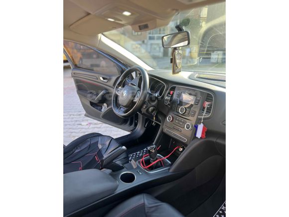 Sahibinden Renault Megane 1.6 Joy 2017 Model 