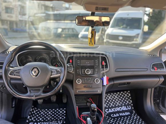Sahibinden Renault Megane 1.6 Joy 2017 Model 