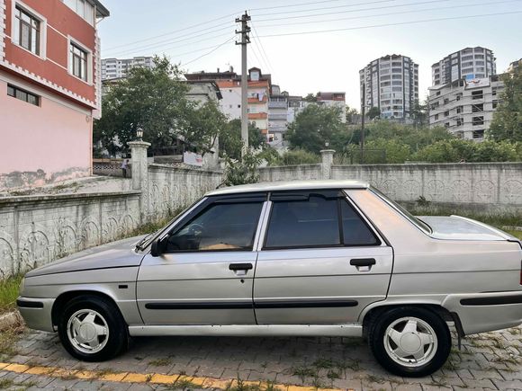 Sahibinden Renault R 9 1.4 Broadway RNi 1997 Model 