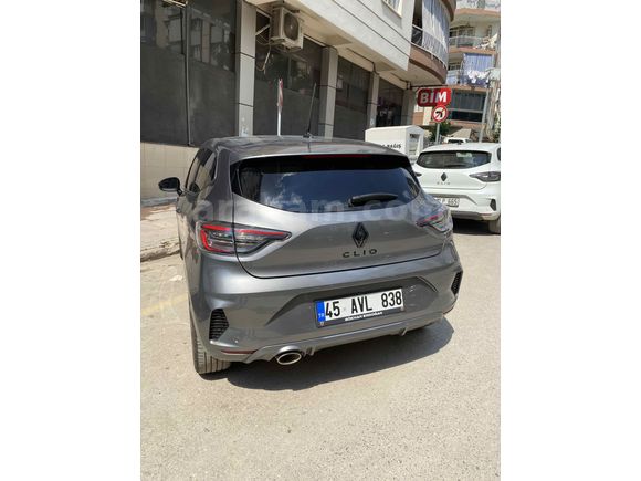 Sahibinden Renault Clio 1.0 TCe Techno Esprit Alpine 2025 Model 