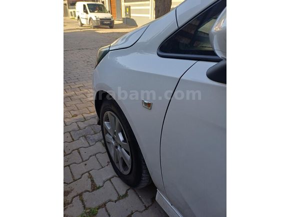 Sahibinden Opel Corsa 1.2 Essentia 2017 Model İzmir
