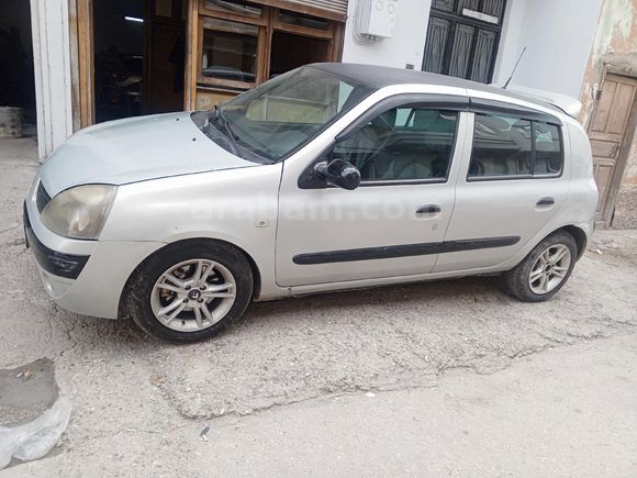 Sahibinden Renault Clio 1.2 Authentique 2004 Model Adana