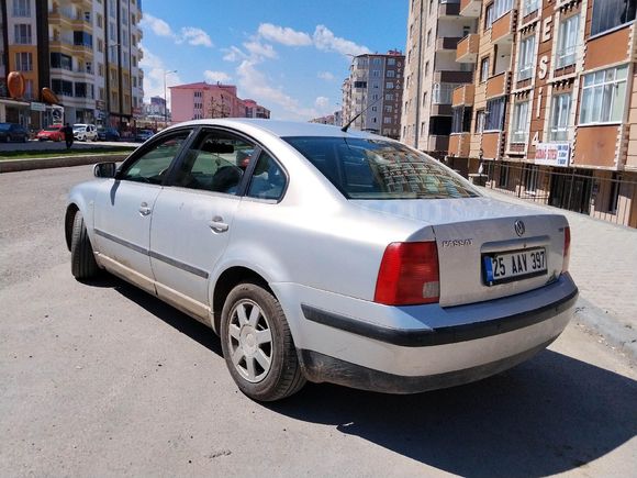 Sahibinden Volkswagen Passat 1.8 T Comfortline 2000 Model