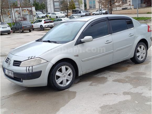 Sahibinden Renault Megane 1.6 Authentique 2004 Model 