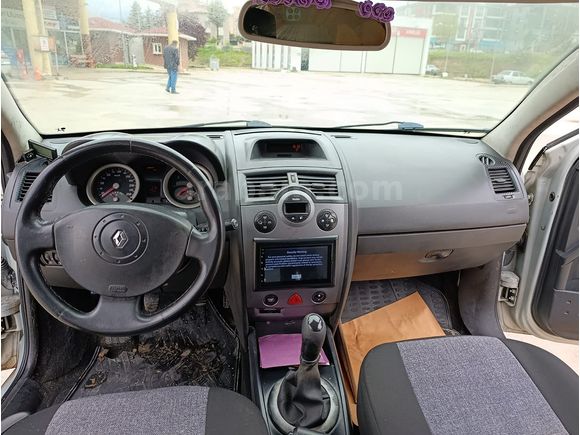 Sahibinden Renault Megane 1.6 Authentique 2004 Model 