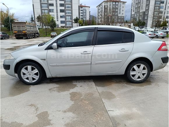 Sahibinden Renault Megane 1.6 Authentique 2004 Model 