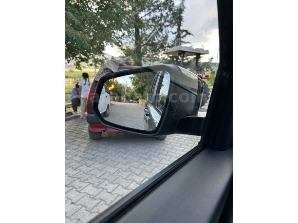 Sahibinden Ford Tourneo Courier 1.5 EcoBlue Titanium 2025 Model 