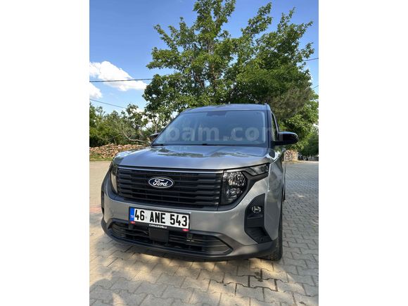 Sahibinden Ford Tourneo Courier 1.5 EcoBlue Titanium 2025 Model 