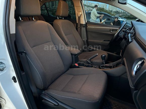 Sahibinden Toyota Corolla 1.4 D-4D Touch 2017 Model