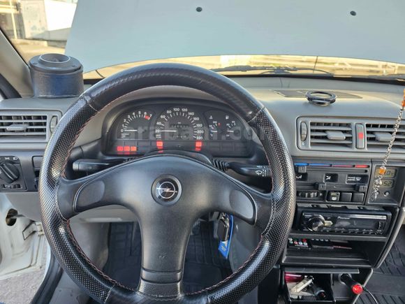 Sahibinden Opel Vectra 2.0 GLS 1994 Model 