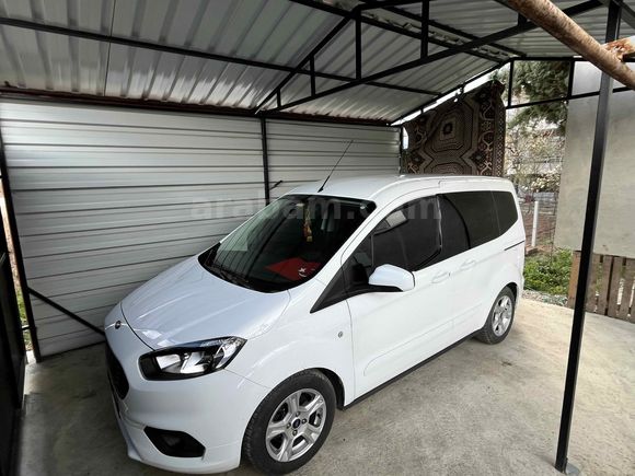 Sahibinden Ford Tourneo Courier 1.5 TDCi Delux 2021 Model 