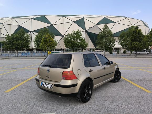 Sahibinden Volkswagen Golf 1.6 Trendline 2001 Model Konya