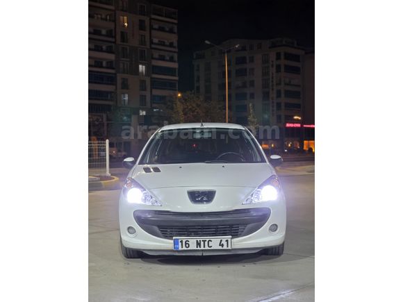 Sahibinden Peugeot 206+ 1.4 HDi Urban Move 2012 Model