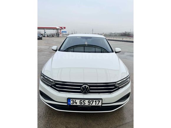 Sahibinden Volkswagen Passat 1.5 TSi  2021 Model extralı  Beyaz
