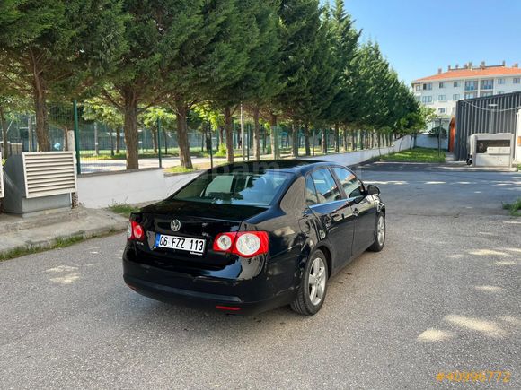 CAREMİ'DEN 2009 1.6 102HP LPGLİ 249BİN KMDE SINIF JETTA !!!