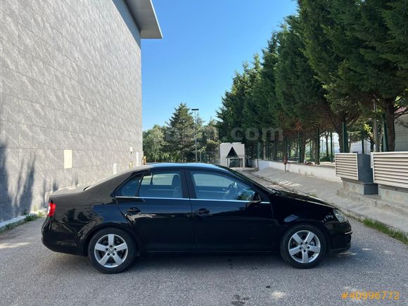 CAREMİ'DEN 2009 1.6 102HP LPGLİ 249BİN KMDE SINIF JETTA !!!