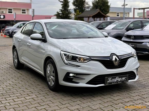 2024 MEGANE TOUCH 1.3 TCE 140 BG. OTOMATİK VİTES.HATASIZ BOYASIZ